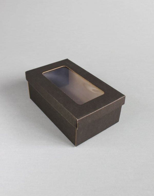 0739_gofr-all-black_window-18x11x7_sm
